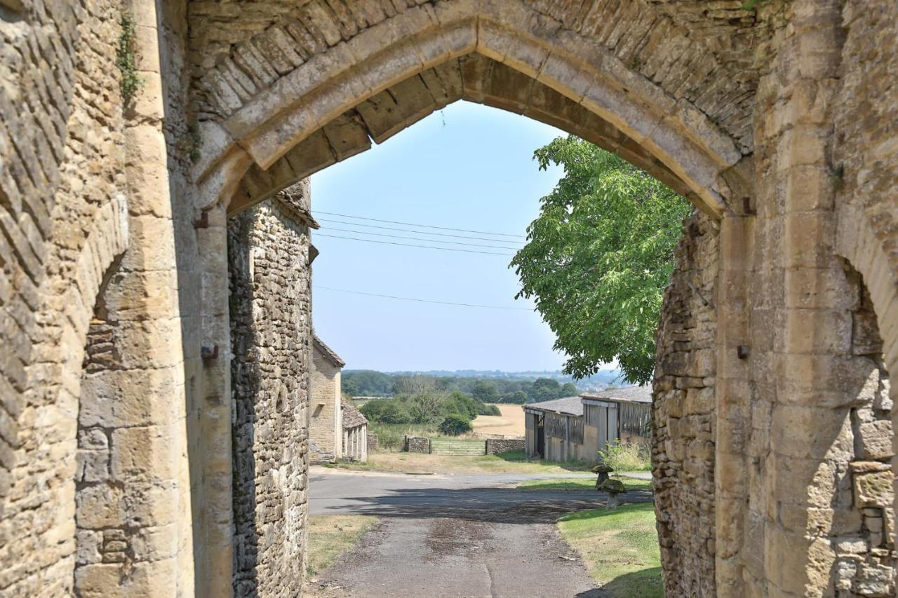 The Bothy Beverston Castle Tetbury Ngoại thất bức ảnh